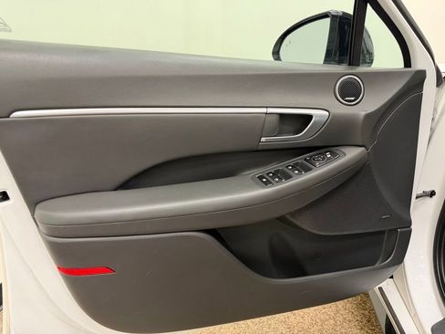 Used 2022 Hyundai Sonata SEL Plus FWD image 8