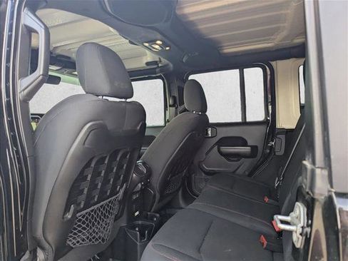 Used 2021 Jeep Wrangler Unlimited Rubicon AWD/4WD image 13