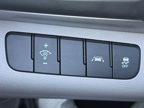 Used 2020 Hyundai Elantra SE w/ Cargo Package (C1) image 25