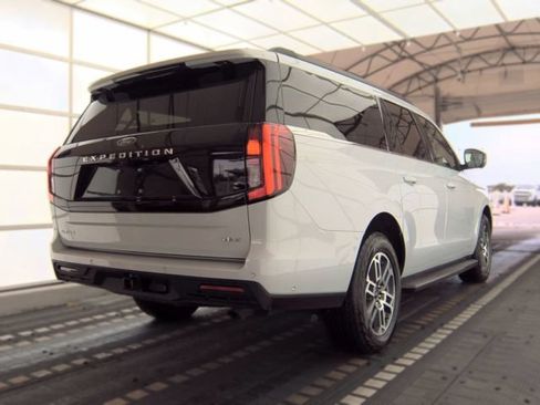 Used 2025 Ford Expedition Max Active AWD/4WD image 4