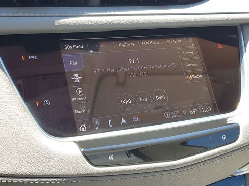 Certified 2024 Cadillac XT5 Premium Luxury w/ LPO, Floor Liner Package FWD image 15