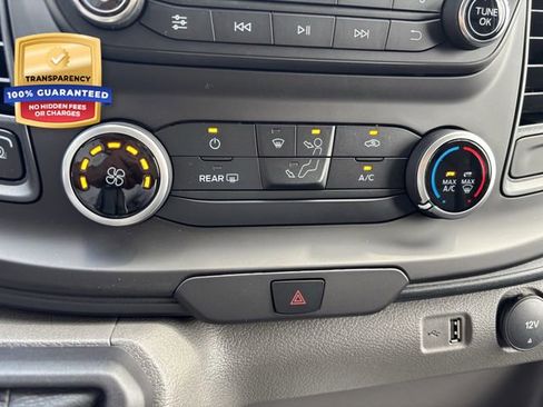 New 2025 Ford Transit 250 148 Medium Roof image 17