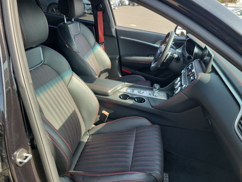 Certified 2023 Genesis G70 2.0T w/ Sport Prestige Package AWD/4WD image 21