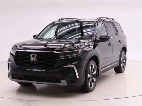 Certified 2025 Honda Pilot Elite image 1