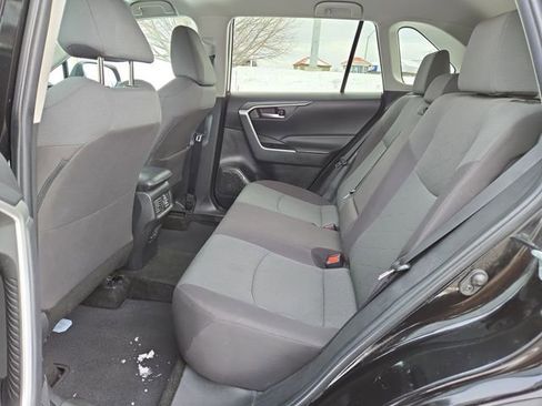 Used 2023 Toyota RAV4 XLE image 28