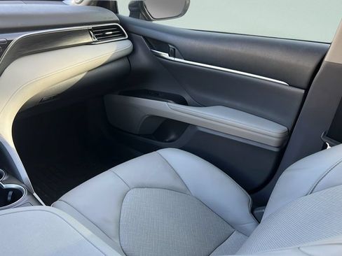 Certified 2021 Toyota Camry XLE w/ Navigation Package FWD image 12
