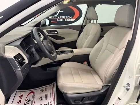 Used 2023 Nissan Rogue SL w/ SL Premium Package FWD image 12
