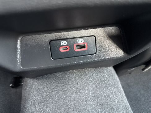 Used 2024 Nissan Altima 2.0 SR FWD image 45
