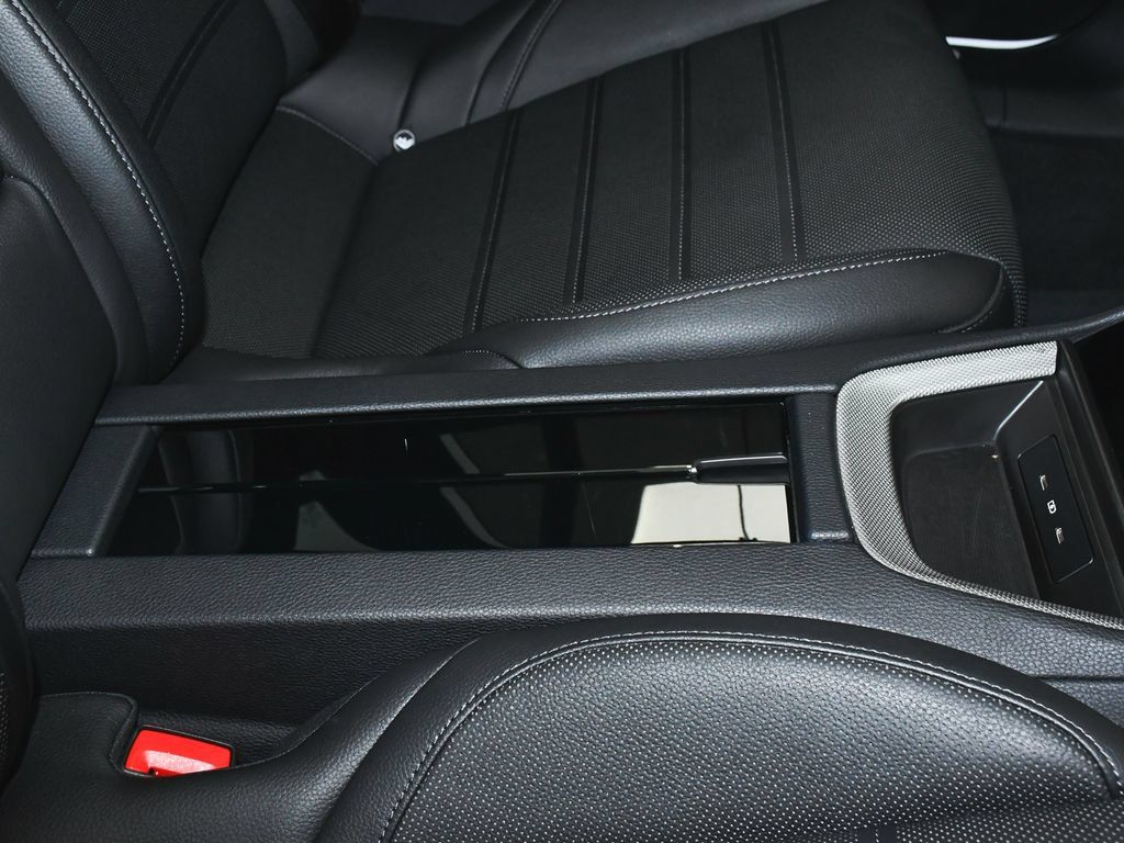 Used 2025 Porsche Panamera 4 E-Hybrid AWD/4WD image 56