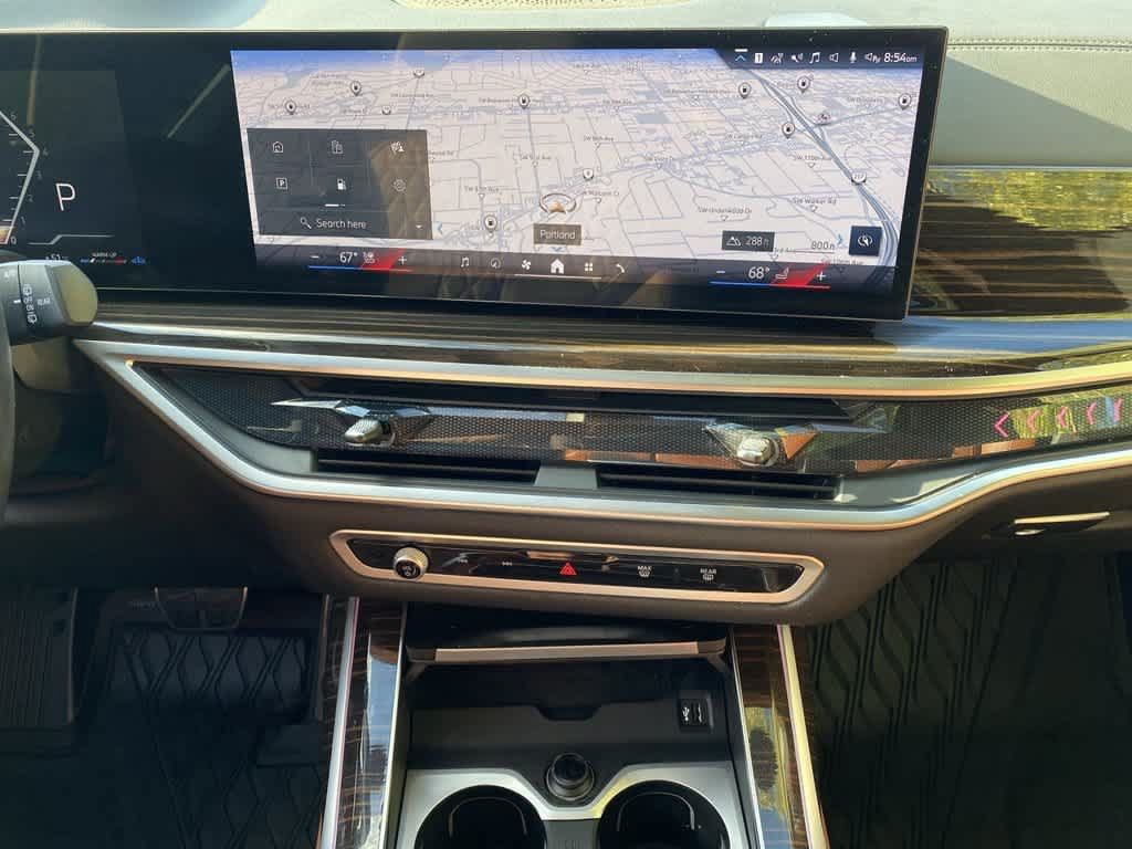 Used 2025 BMW X7 xDrive40i w/ Executive Package AWD/4WD image 25