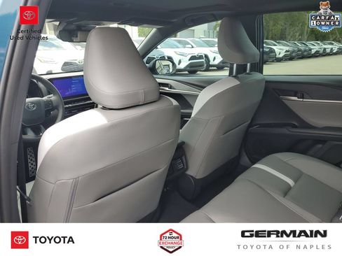 Used 2025 Toyota Camry SE w/ Multimedia Upgrade Package FWD image 22