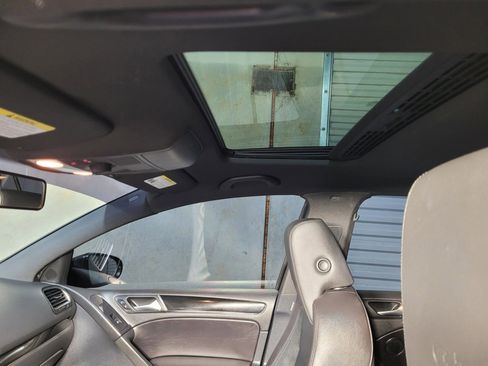 Used 2013 Volkswagen GTI Driver's Edition image 32