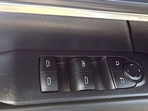Used 2025 GMC Terrain Elevation AWD/4WD image 12