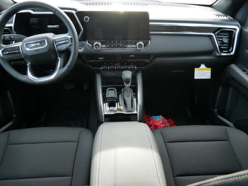 New 2026 GMC Canyon Elevation w/ Convenience Package image 6