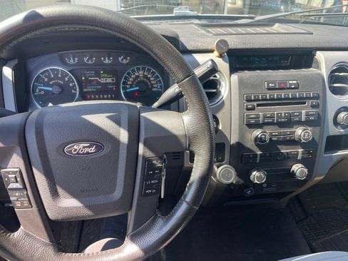 Used 2011 Ford F150 XLT w/ XLT Chrome Pkg AWD/4WD image 12