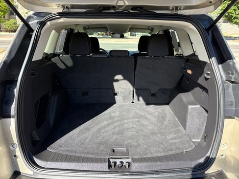 Used 2018 Ford Escape SE AWD/4WD image 9