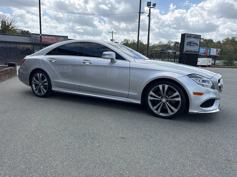 Used 2016 Mercedes-Benz CLS 400 4MATIC w/ Premium 1 Package image 7