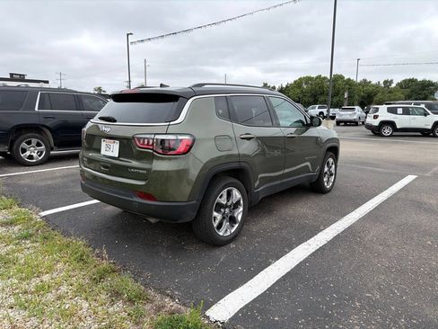 Used 2021 Jeep Compass Limited AWD/4WD image 4