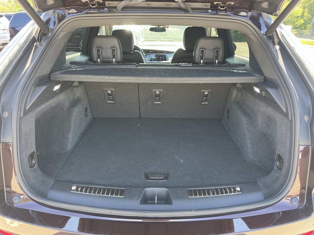 Used 2020 Cadillac XT4 Sport w/ Cold Weather Package FWD image 22