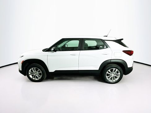 Used 2022 Chevrolet TrailBlazer LS image 4