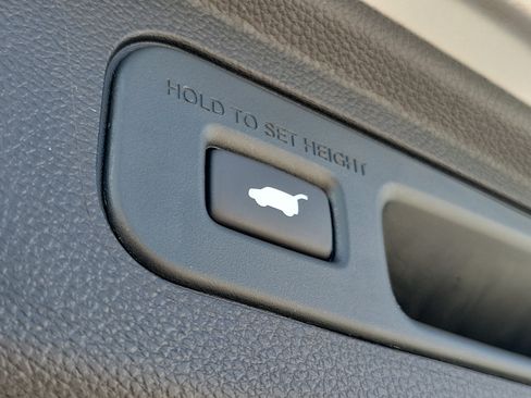 Used 2023 Honda Odyssey Touring image 7