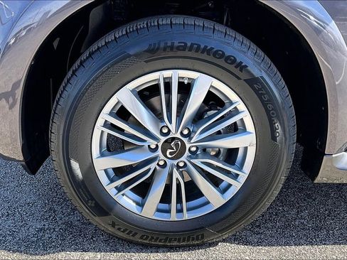 Certified 2024 INFINITI QX80 Luxe RWD image 13