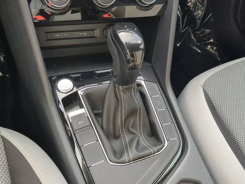 Certified 2023 Volkswagen Taos S FWD image 22
