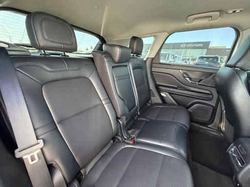 Used 2022 Lincoln Corsair FWD w/ Equipment Group 101A image 18