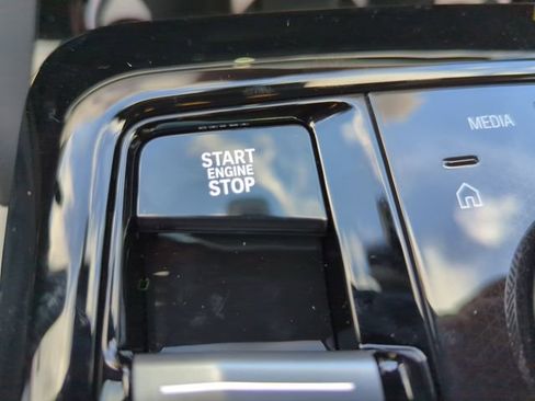 New 2026 BMW 530i w/ Premium Package image 27