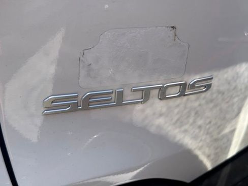 Certified 2024 Kia Seltos S FWD image 4