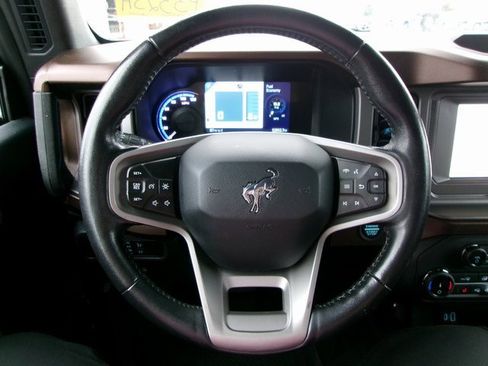 Used 2022 Ford Bronco Outer Banks image 9