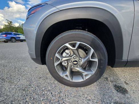 New 2025 Chevrolet Trax LT w/ Driver Confidence Package image 70