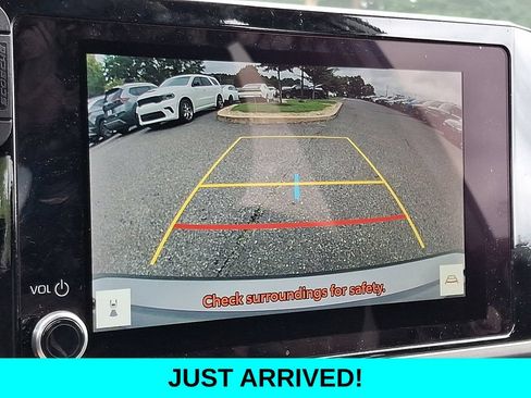 Used 2025 Toyota Camry SE w/ Convenience Package AWD/4WD image 18