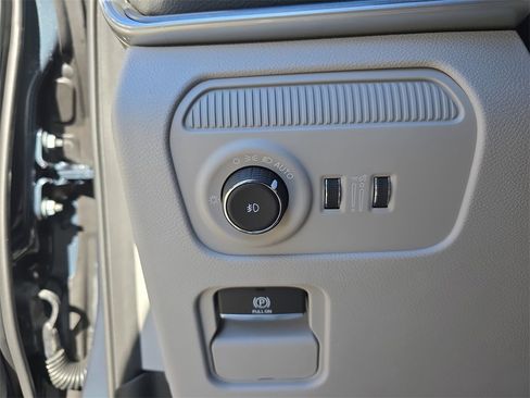 New 2025 Jeep Wagoneer Series II image 28