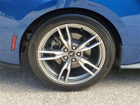 Used 2024 Ford Mustang Coupe image 5