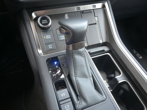 Used 2024 Lexus GX 550 w/ Cold Area Package AWD/4WD image 27