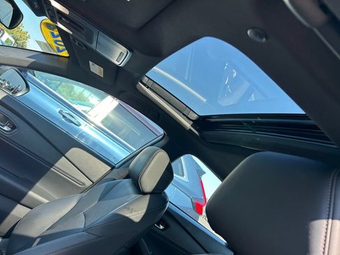 Used 2023 Honda Accord Sport image 28
