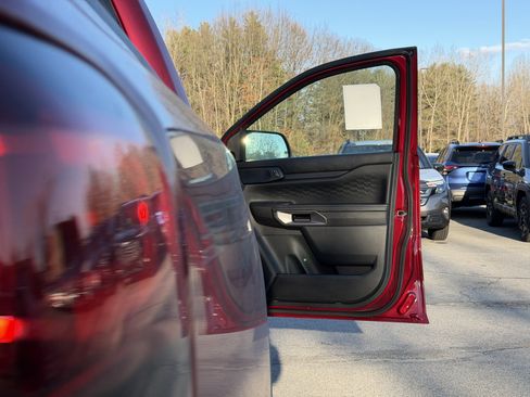 New 2025 Ford Ranger XLT w/ Equipment Group 301A High image 32