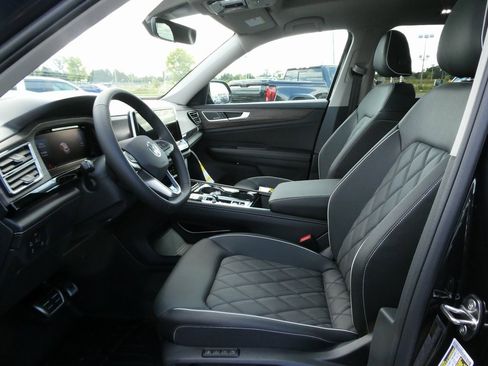 New 2026 Volkswagen Atlas SEL Premium R-Line image 31