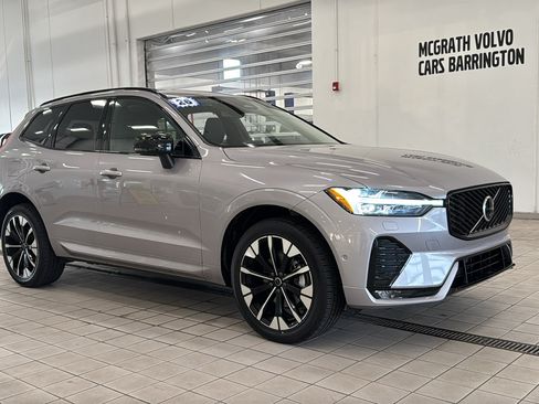 Used 2026 Volvo XC60 B5 Plus AWD/4WD image 3