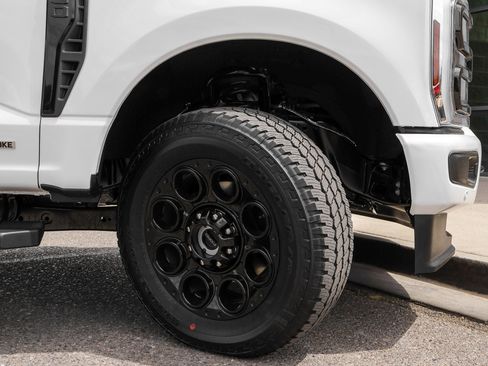 New 2026 Ford F350 Lariat w/ Black Appearance Package AWD/4WD image 12