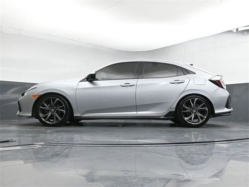 Used 2018 Honda Civic Sport image 27