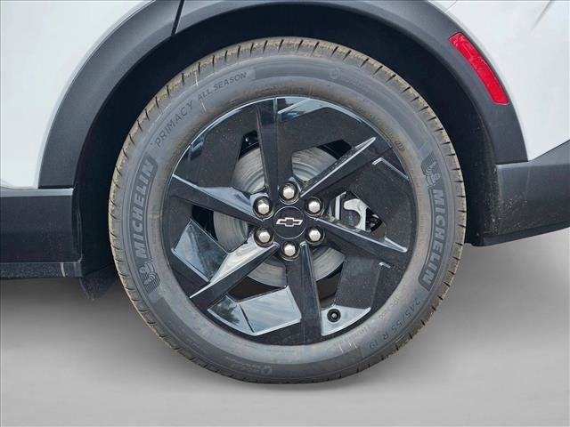 New 2026 Chevrolet Equinox EV LT w/ Comfort Package FWD image 11