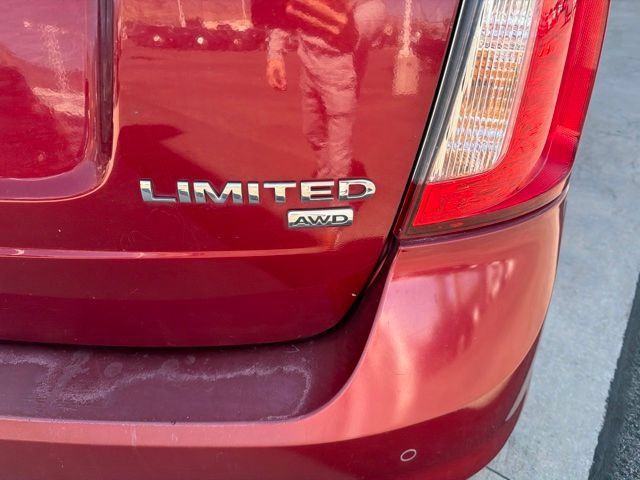 Used 2013 Ford Edge Limited AWD/4WD image 2