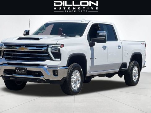 Used 2024 Chevrolet Silverado 2500 LTZ AWD/4WD image 8