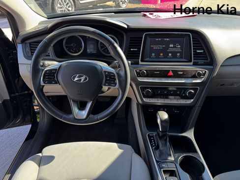 Used 2018 Hyundai Sonata SEL w/ Tech Package 02 image 15