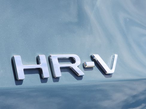 Used 2025 Honda HR-V LX image 30