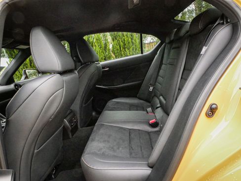 Used 2025 Lexus IS 500 image 31