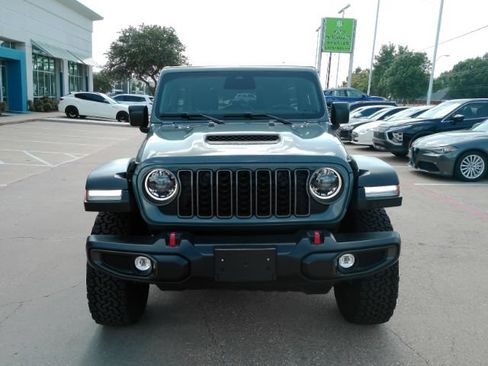 Used 2026 Jeep Wrangler Unlimited Rubicon AWD/4WD image 2