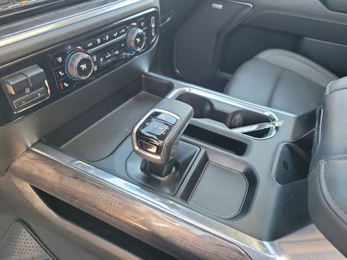 Used 2024 Chevrolet Silverado 1500 LTZ w/ LTZ Premium Package image 17